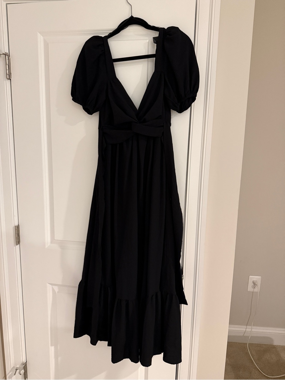 Astr the Label Tie Back Puff-Sleeve Dress - Black Small